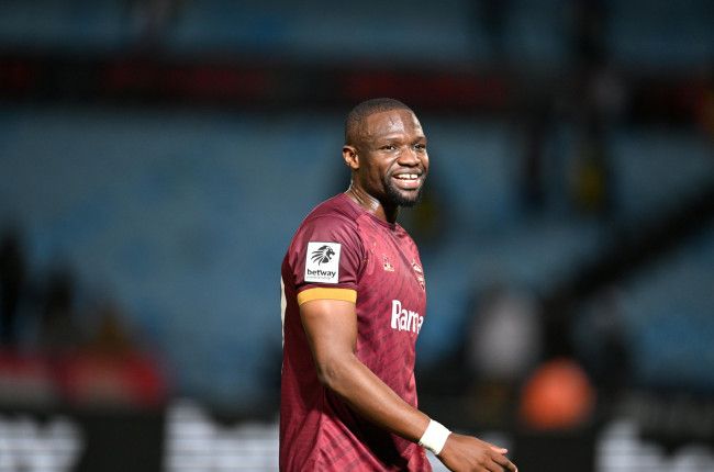 Chiefs enter race for Mabasa amid Pirates uncertainty