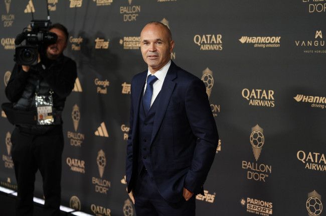 Barca Legend Iniesta 'Lands' First Head Coach Job