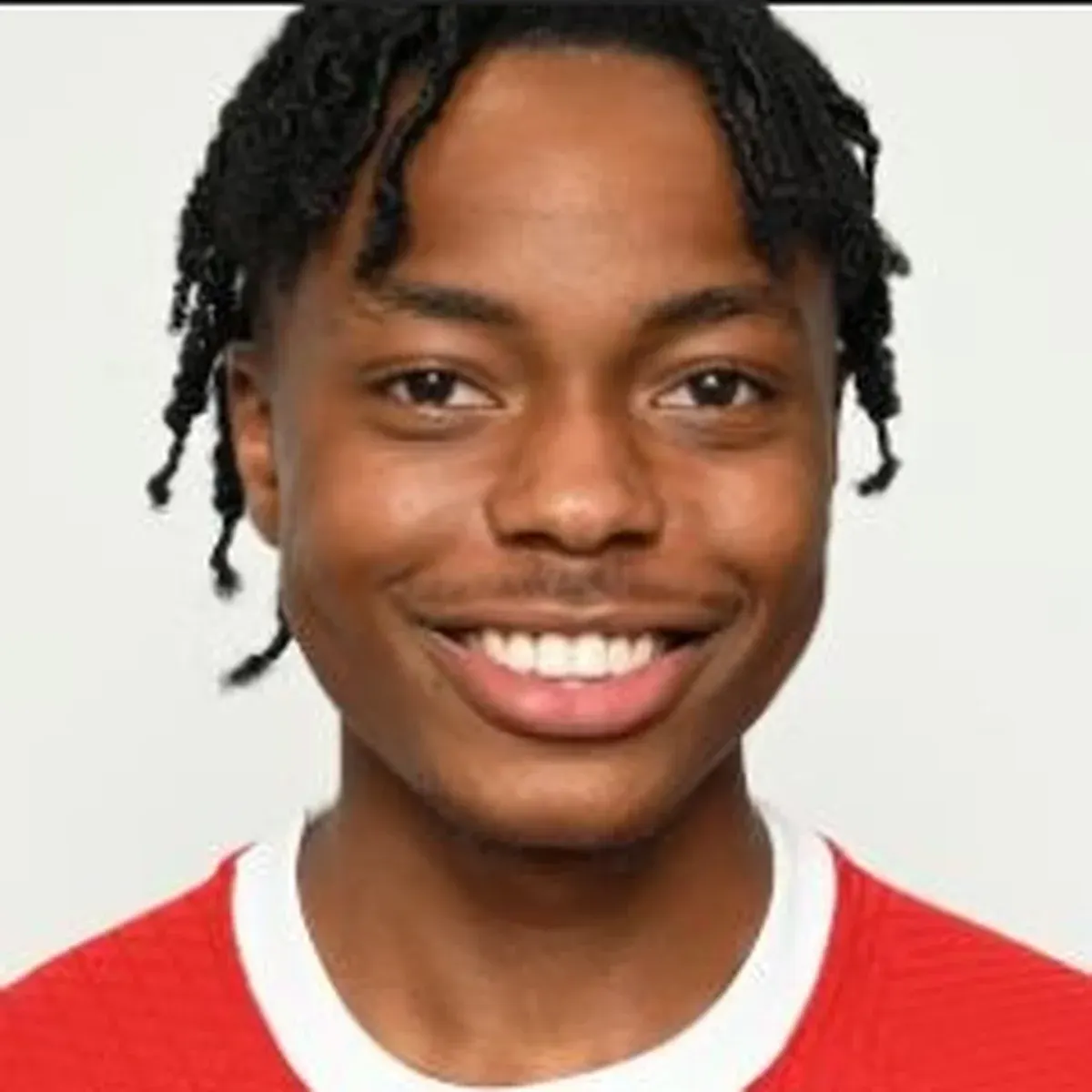 Confirmed: Liverpool offer new deal to Nigerian box-to-box midfielder