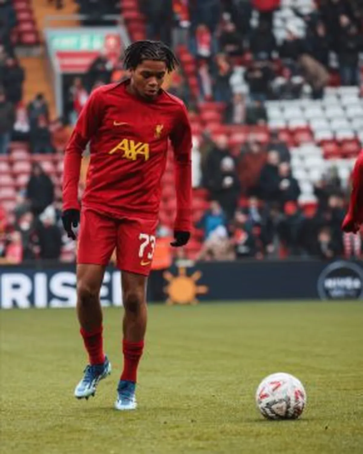 17yo Nigeria-eligible forward named in England's World Cup travelling squad