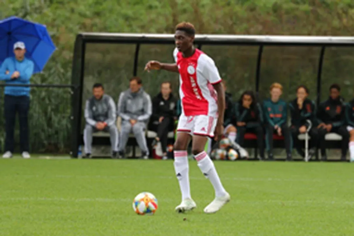 Portsmouth closing in on deal to sign Nigerian midfielder with Ajax Amsterdam past