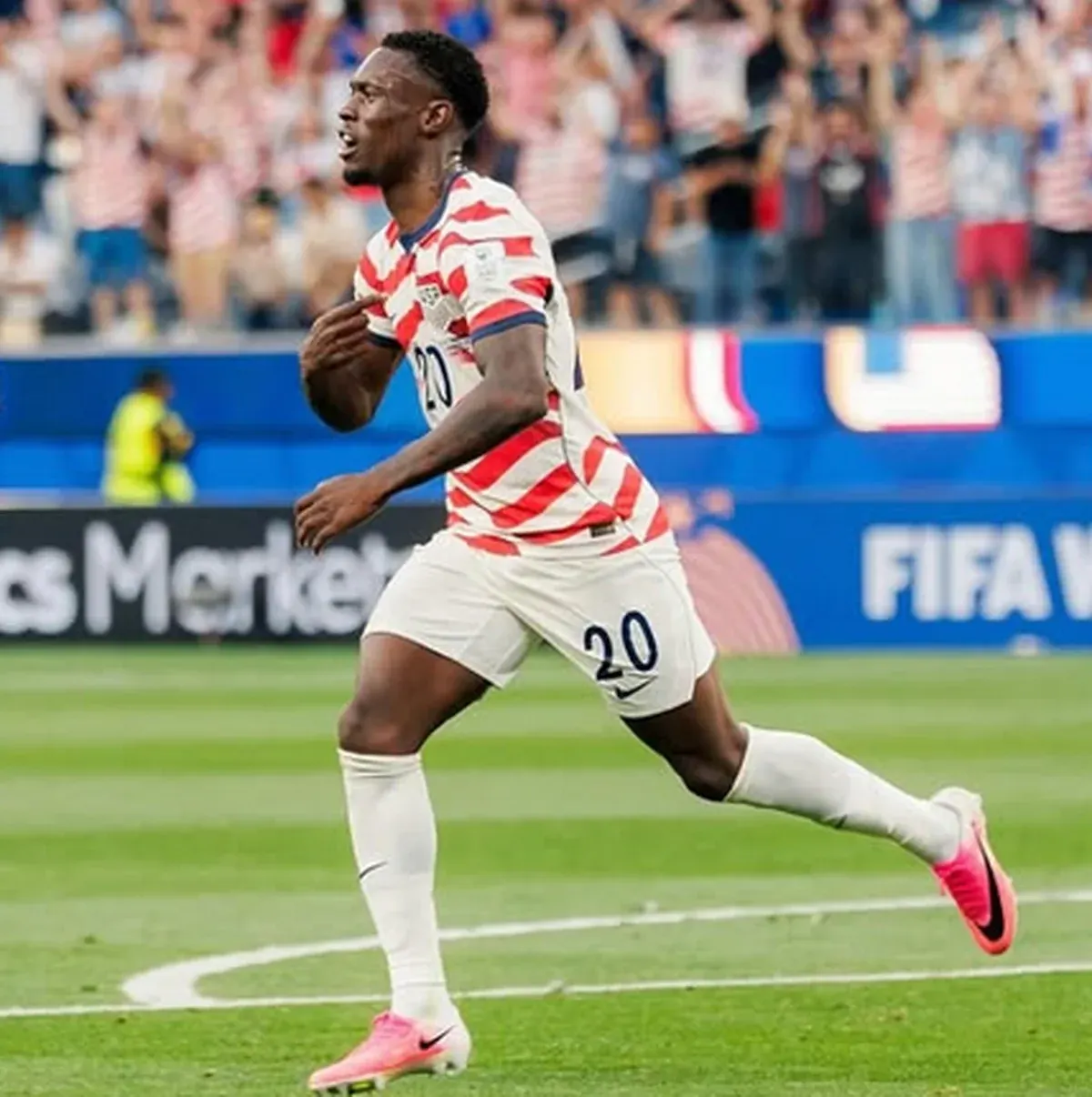 Super Eagles strikers react to Balogun's MOTM performance in USMNT's win over Paraguay