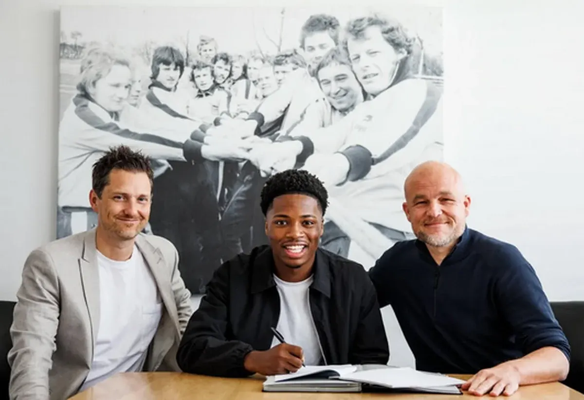 Two-footed Nigerian attacker reacts after signing first pro deal with Borussia Monchengladbach