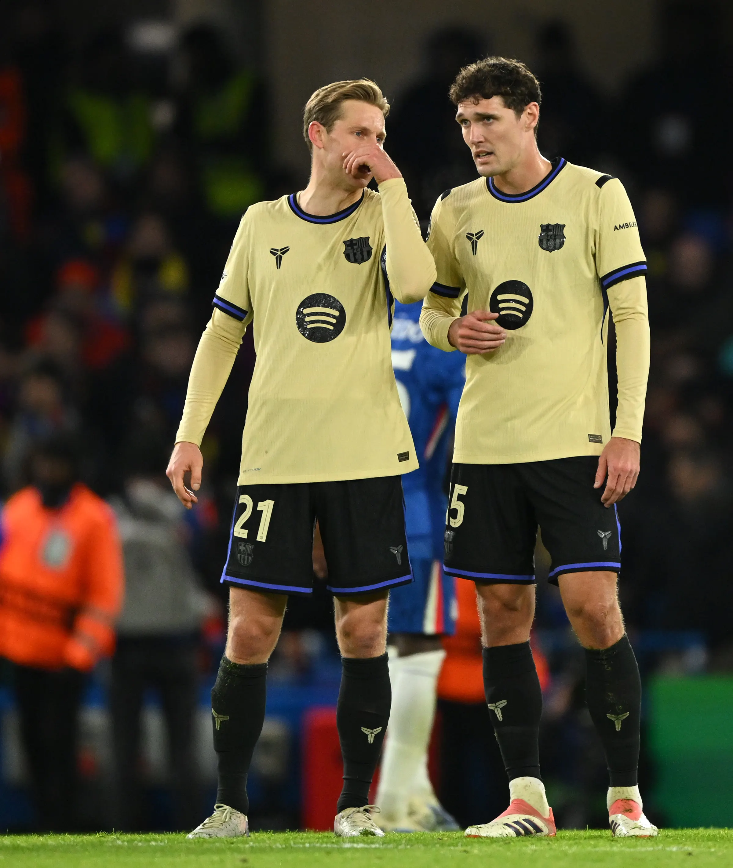 Barcelona close in on agreement with out of contract defender