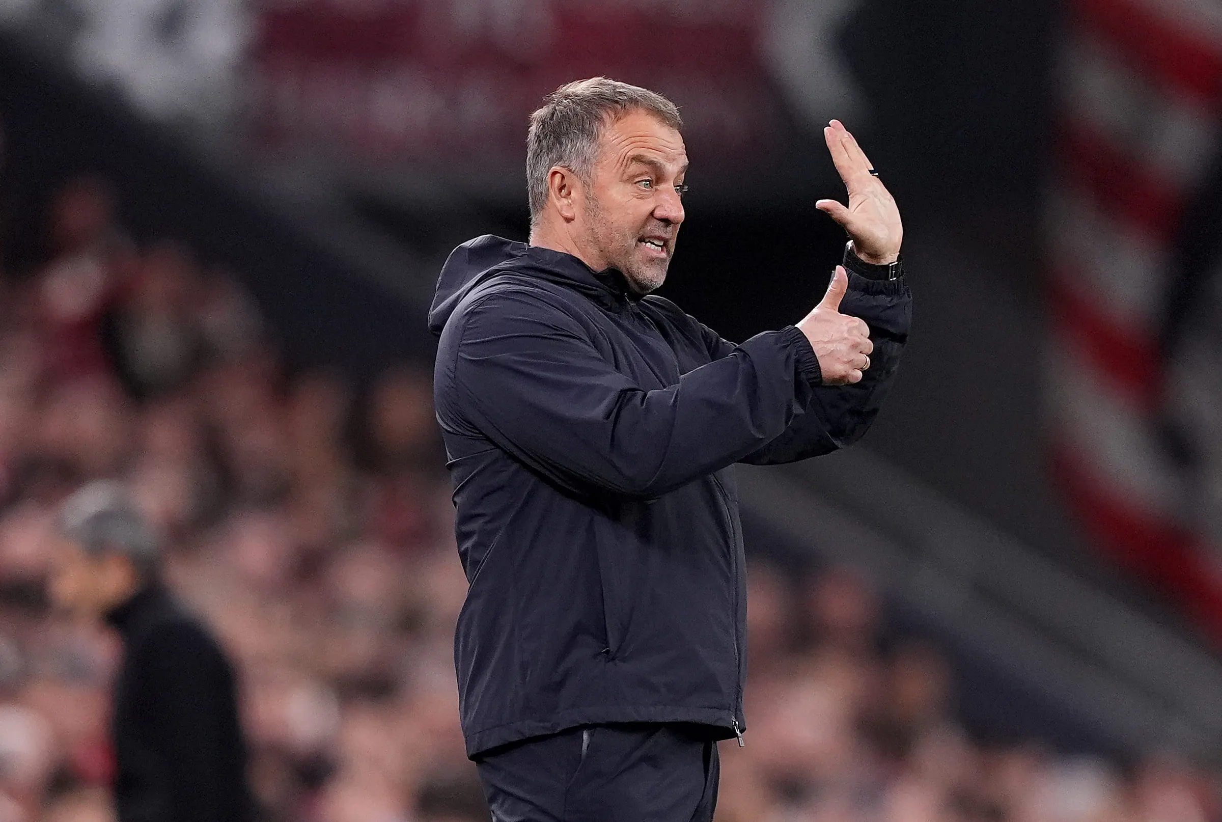 Hansi Flick to decide future of two right-backs in Barcelona preseason
