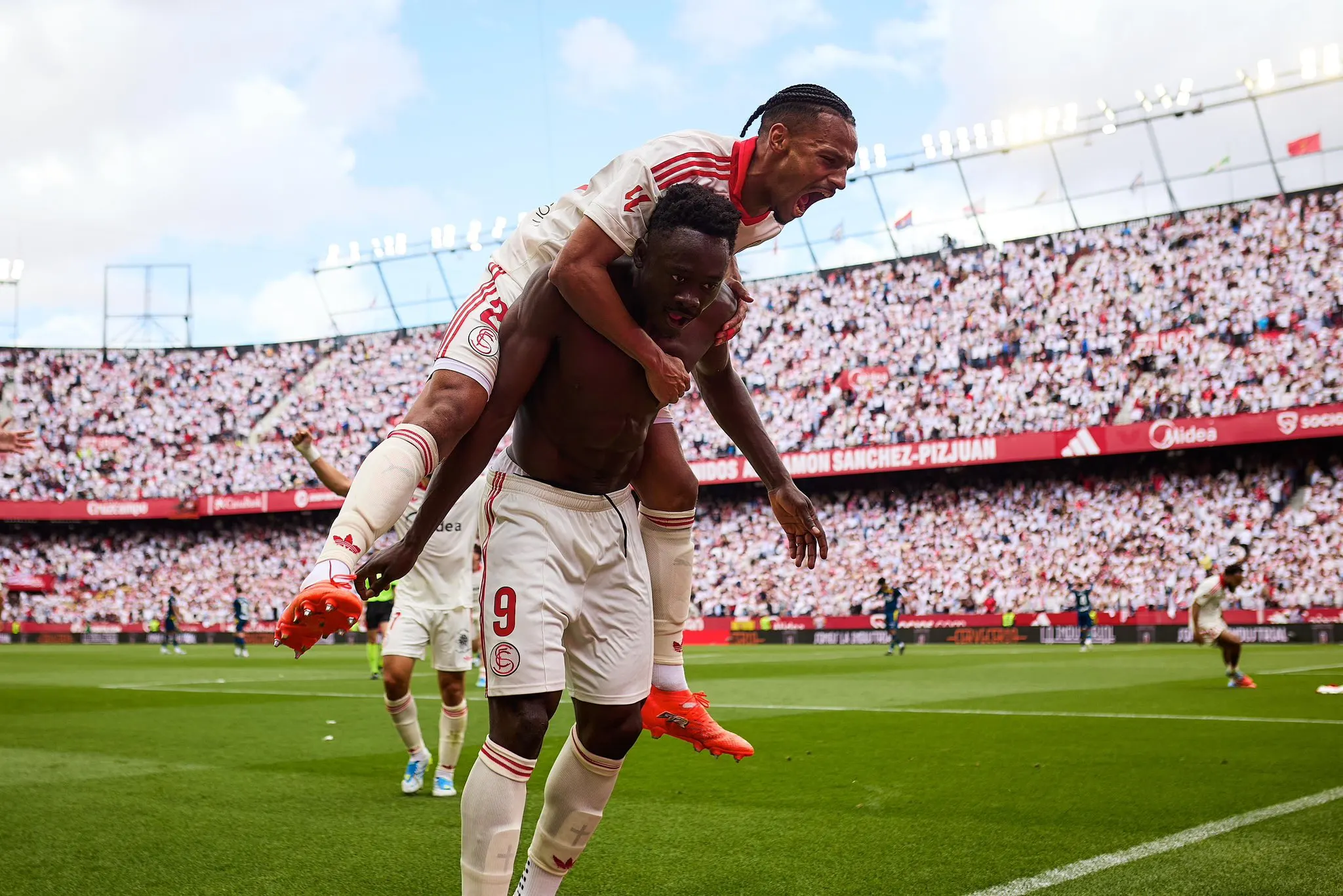 La Liga round-up: Sevilla take giant step towards survival with another three points