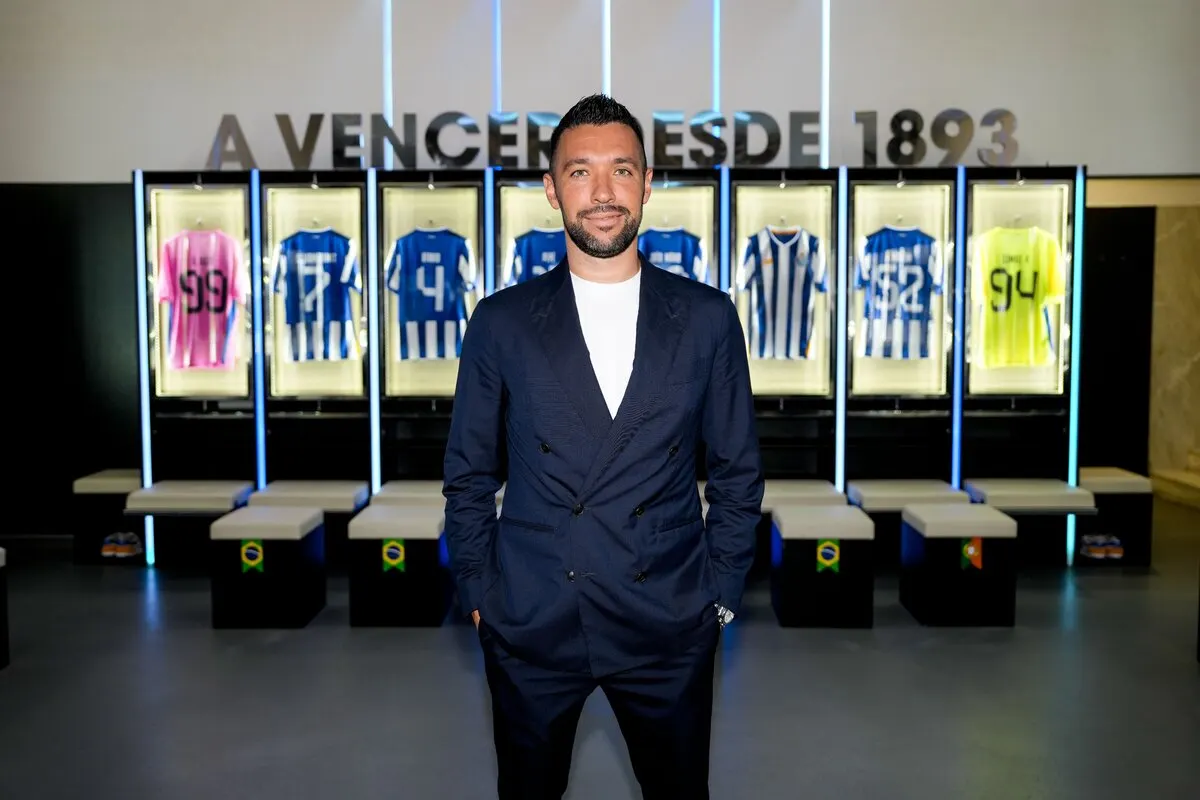 Farioli: ‘Very happy at FC Porto, Serie A can wait’