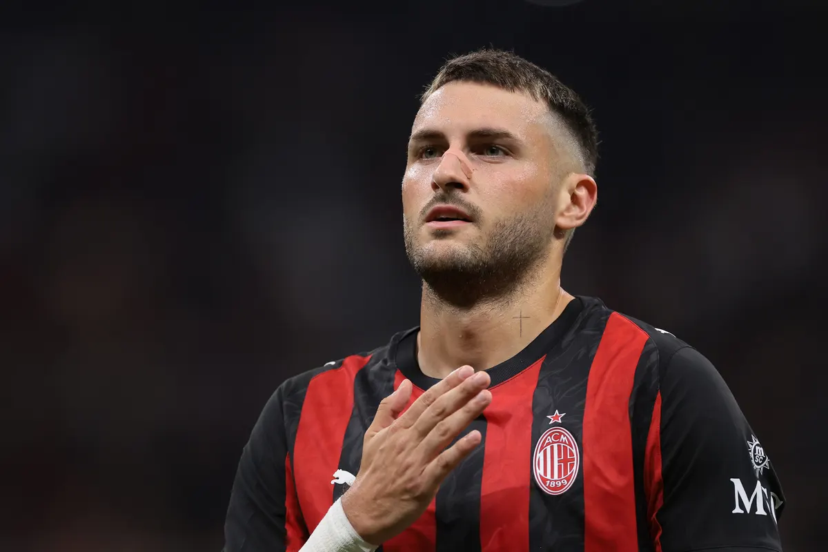 Milan forward Gimenez: ‘San Siro fans trust me like family; My idol was always Kaká’