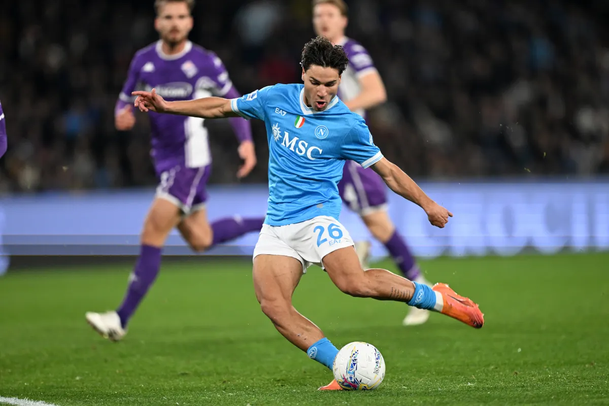 Napoli face Vergara dilemma as Spurs, Roma and Como circle €30m talent