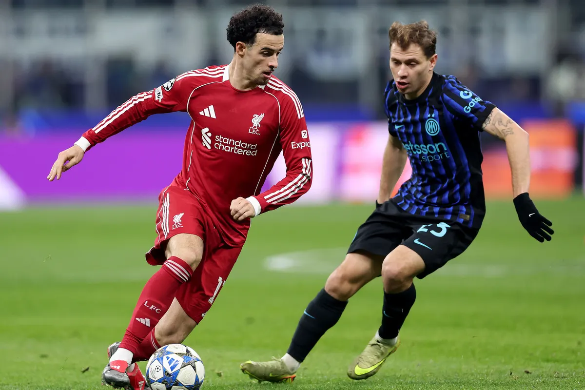 Jones waits for Iraola’s decision as Inter talks with Liverpool continue