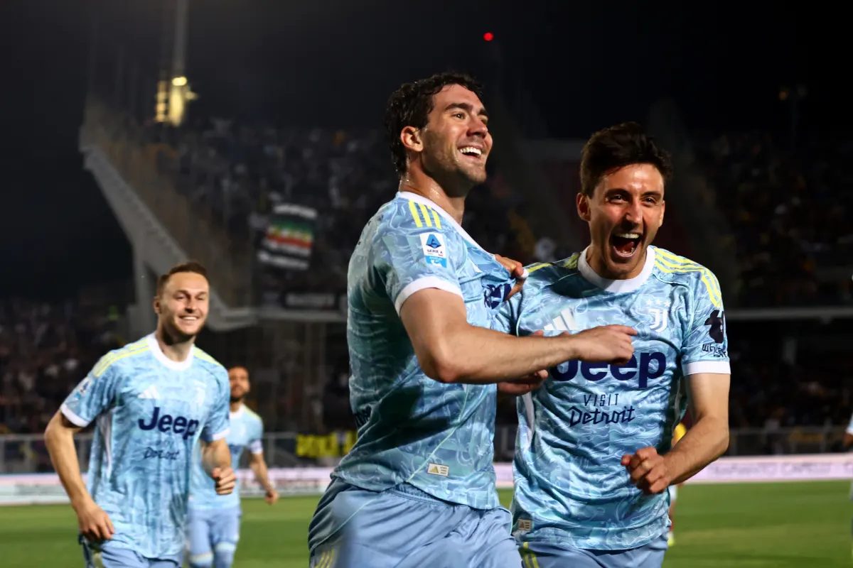 Juventus prepare for decisive Vlahovic contract talks