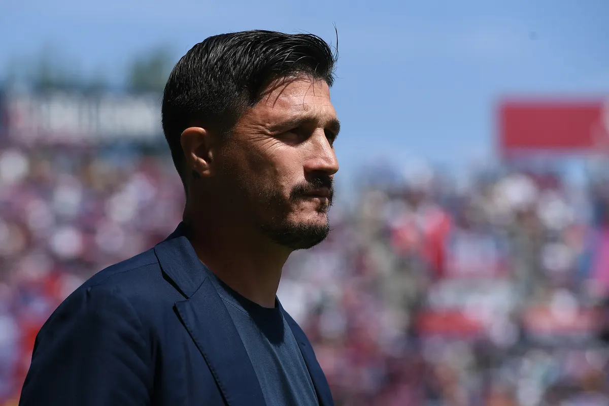Official: Cagliari hand new contract to Pisacane until 2028 with option to extend