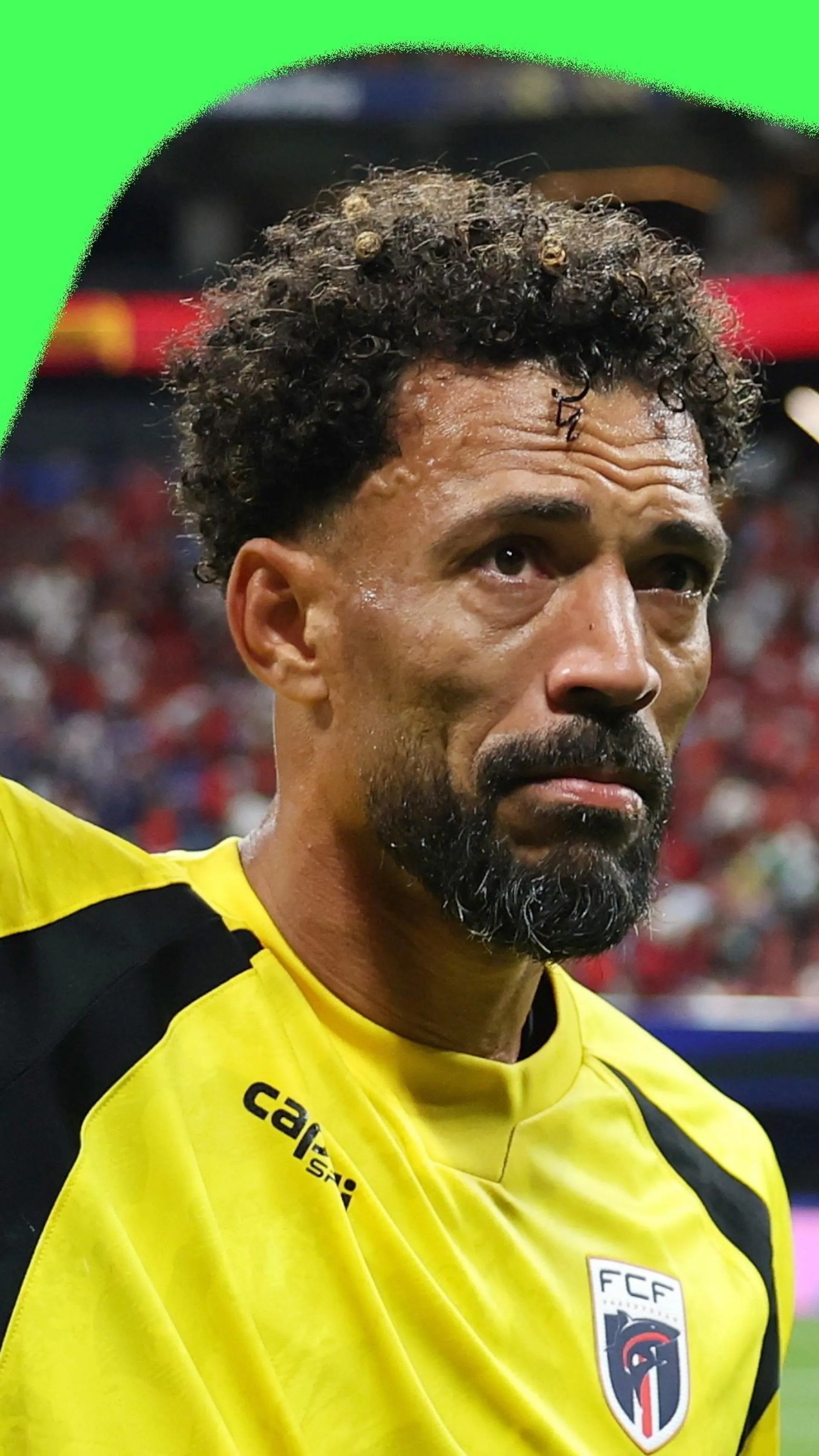 Hero Vozinha's pride and sadness