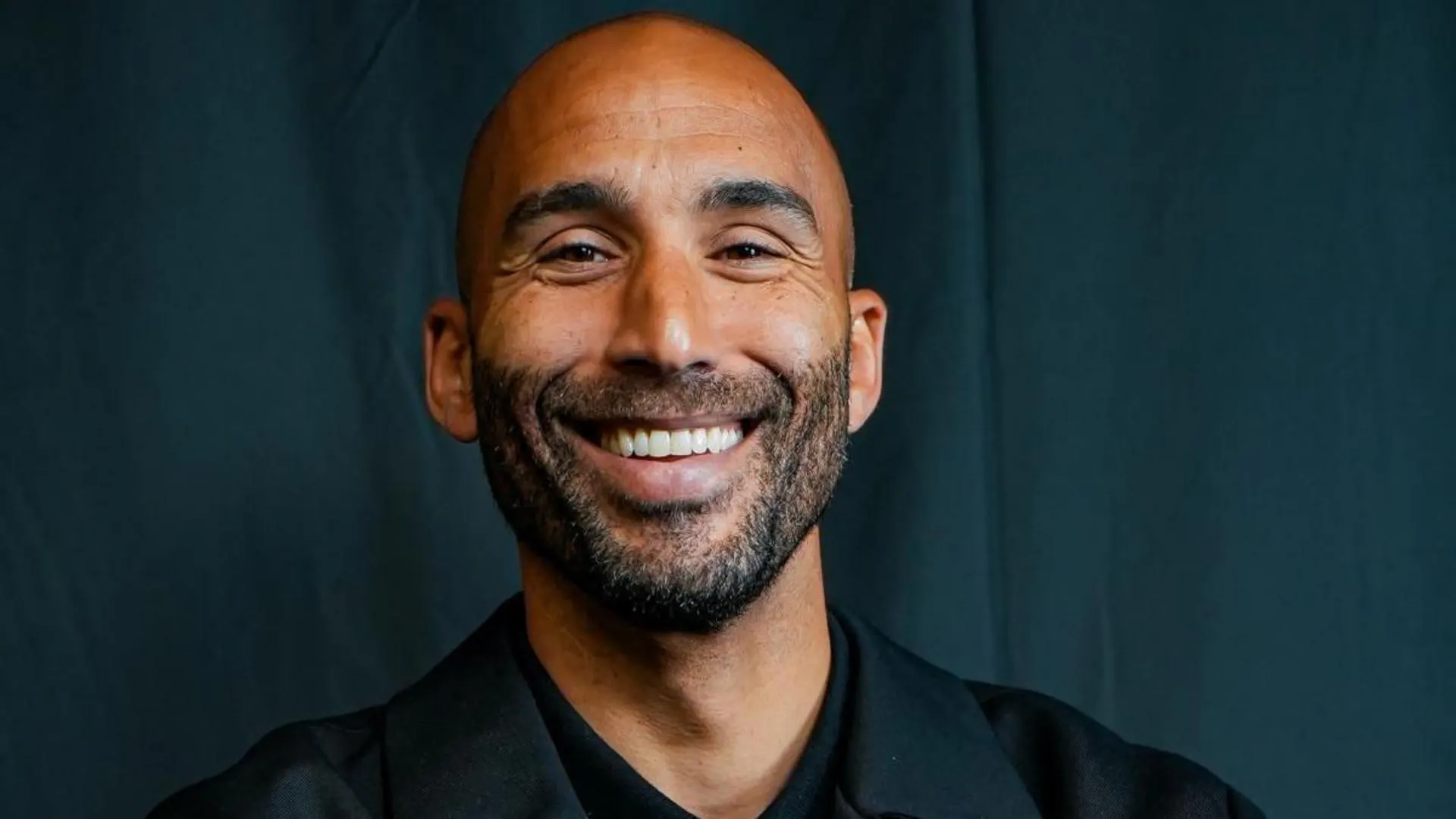 Walsall name ex-Huddersfield boss Grant head coach