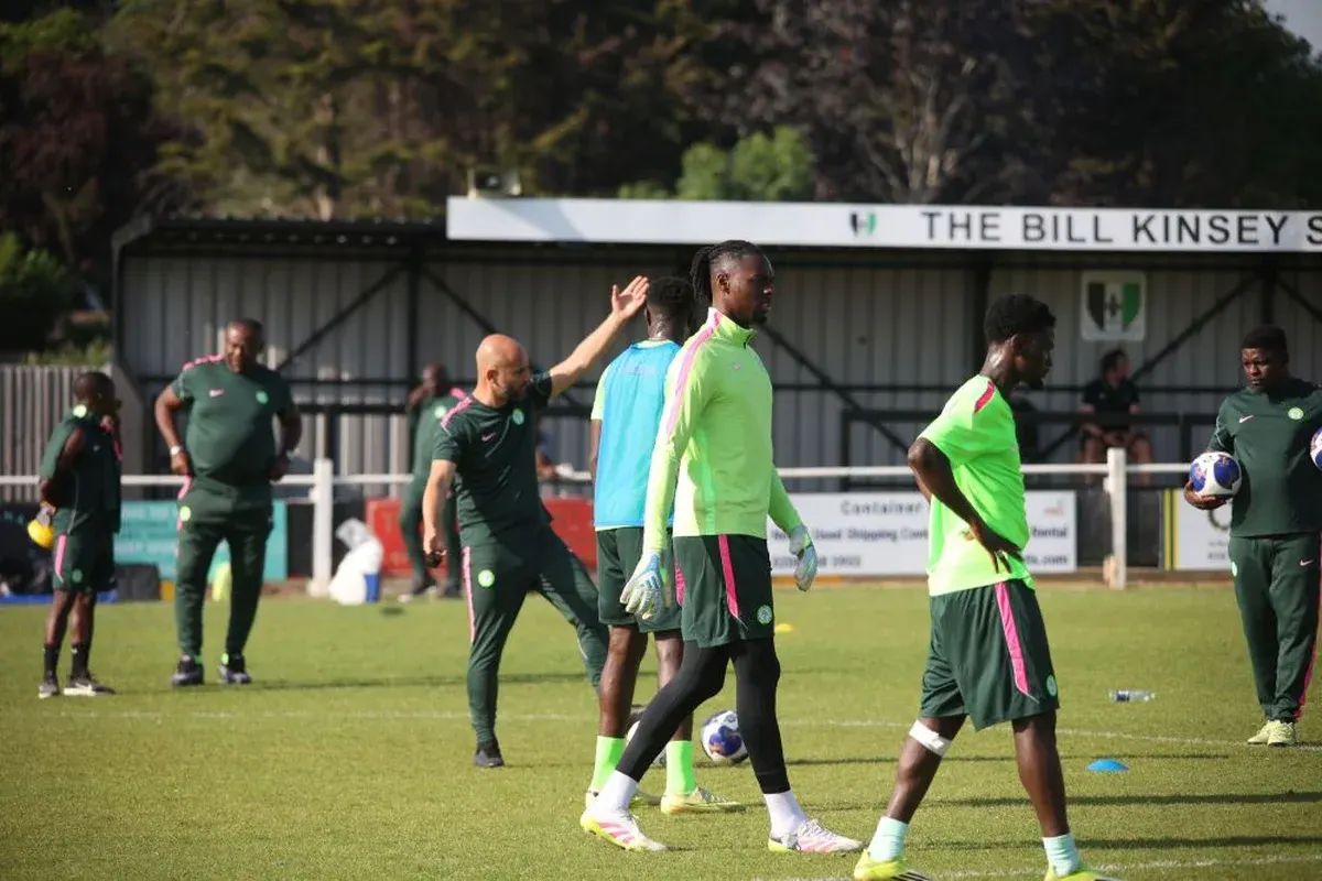 Former PL champions Leicester City ready to make a move for Super Eagles goalkeeper