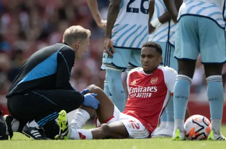 Netherlands Coach Provides Injury Update On Arsenal Defender Timber