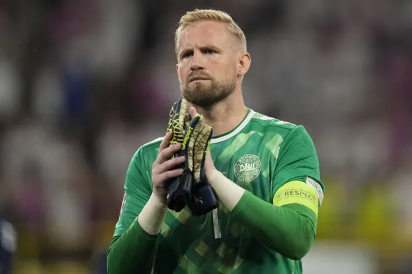Schmeichel Retires From Football At 39